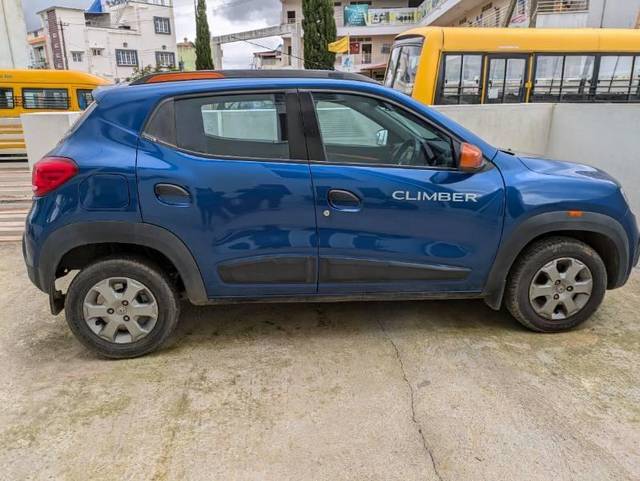 https://images10.gaadi.com/usedcar_image/4097562/original/processed_509007de-1230-46b9-9f28-6790a4719c9f.jpg?imwidth=6401