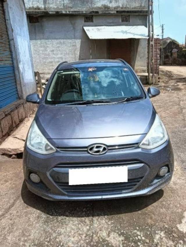 https://images10.gaadi.com/usedcar_image/4097602/original/processed_8b114762-6ed3-44dd-87c1-c888e3c32ebd.jpg?imwidth=6400