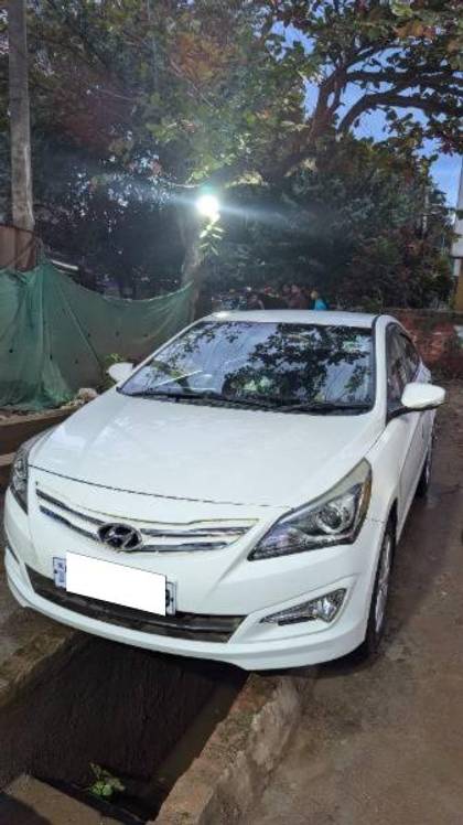 Hyundai Verna 1.6 CRDi S