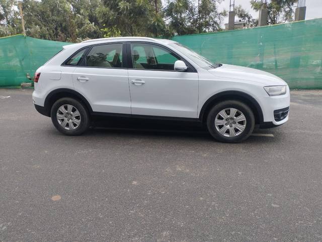 https://images10.gaadi.com/usedcar_image/4097742/original/a48fdd3a65463a3bbfe2d8dc9c06b4ea.jpg?imwidth=6401