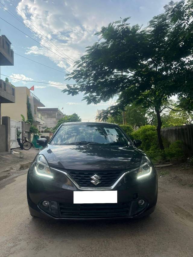 https://images10.gaadi.com/usedcar_image/4098289/original/processed_d683a3da0eaa25bff91aa3a096a82ccb.jpg?imwidth=6402