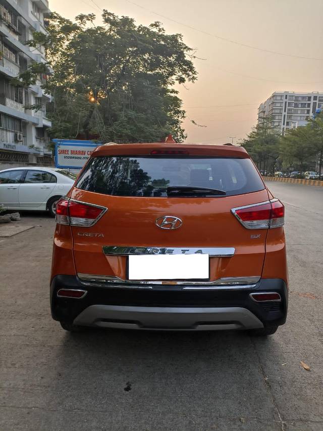 https://images10.gaadi.com/usedcar_image/4098384/original/processed_00f3f8b70fdad3080f9aafa5e75003b5.jpeg?imwidth=6402