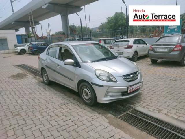 https://images10.gaadi.com/usedcar_image/4098481/original/da8e66455aaa00b6b188a5a4746492b0.jpeg?imwidth=6400