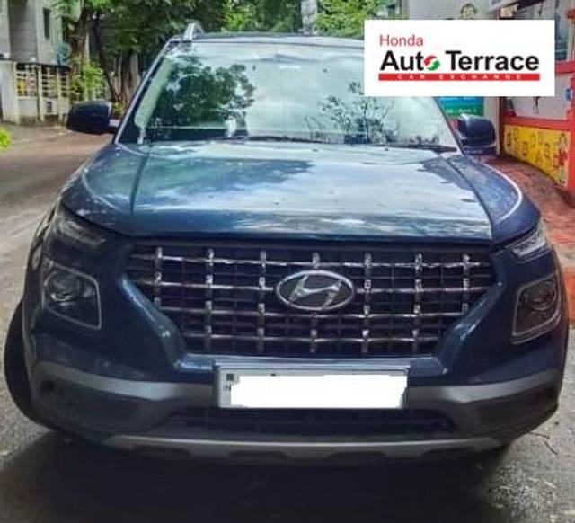 https://images10.gaadi.com/usedcar_image/4098630/original/d12c9c1b45da1d52748f15e00c1da8ec.jpeg?imwidth=6400