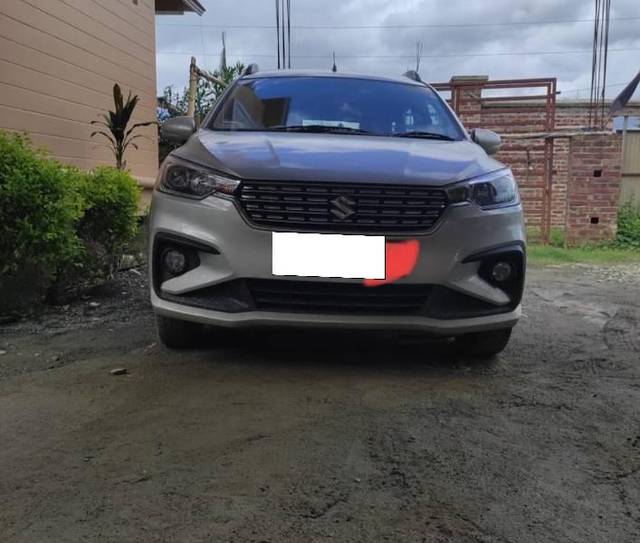 https://images10.gaadi.com/usedcar_image/4098693/original/processed_d9df98c3-87e3-49de-bc6d-d39a964cce70.jpg?imwidth=6402