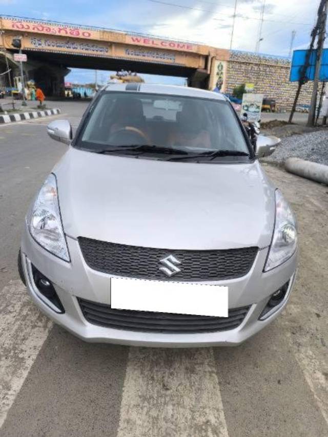 https://images10.gaadi.com/usedcar_image/4098722/original/processed_1ae1bb1c-e5c6-4021-970f-d29f07d3db91.jpg?imwidth=6400