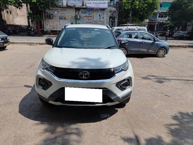 https://images10.gaadi.com/usedcar_image/4098913/original/processed_1f081940-a76d-4918-9c73-9616dd2f290d.jpg?imwidth=6400