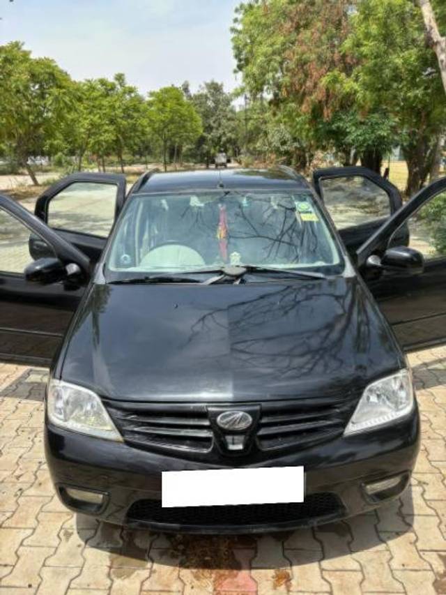 https://images10.gaadi.com/usedcar_image/4098968/original/processed_b24a7aef-ae87-45c8-9535-56d95b86b05d.jpg?imwidth=6400