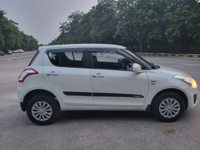 https://images10.gaadi.com/usedcar_image/4099073/original/processed_050c715ee04fcd47dc08acd9cdbd2633.jpg?imwidth=6401