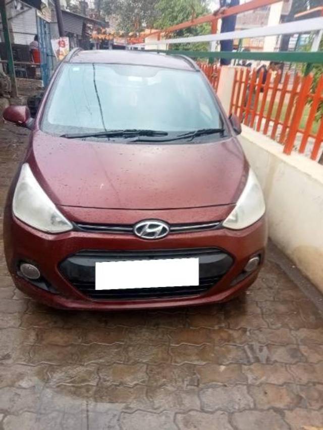 https://images10.gaadi.com/usedcar_image/4099076/original/processed_cd0d1e9b-639c-48ad-87e9-77815c0b7864.jpg?imwidth=6402