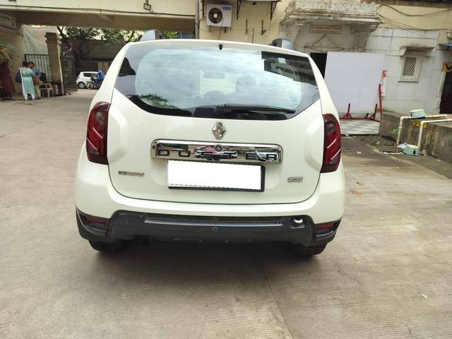 https://images10.gaadi.com/usedcar_image/4099246/original/processed_6017f2458ef2698d22e30f9089b4ea18.jpg?imwidth=6401