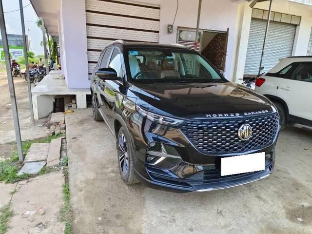 https://images10.gaadi.com/usedcar_image/4099285/original/processed_a926f29c-f75b-46fa-be74-49d878e5039d.jpg?imwidth=6400