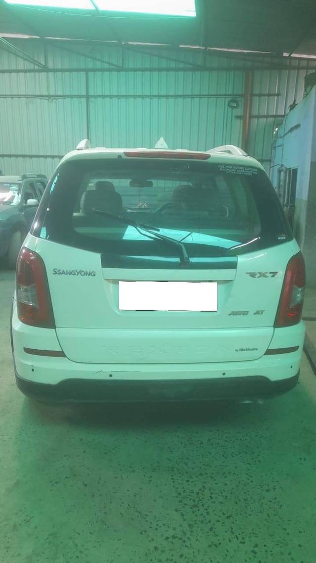 https://images10.gaadi.com/usedcar_image/4099344/original/processed_1802d882-e1bb-4b31-992e-25353f2324ed.jpeg?imwidth=6401