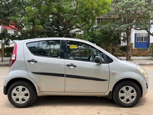 https://images10.gaadi.com/usedcar_image/4099433/original/processed_8ce812dc475dbdf02023d2306d6d3098.jpg?imwidth=6401