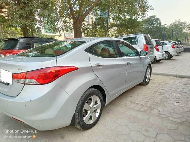 https://images10.gaadi.com/usedcar_image/4099836/original/processed_1c92b3d1-ad35-471f-a551-c4711ae0d850.jpg?imwidth=6401