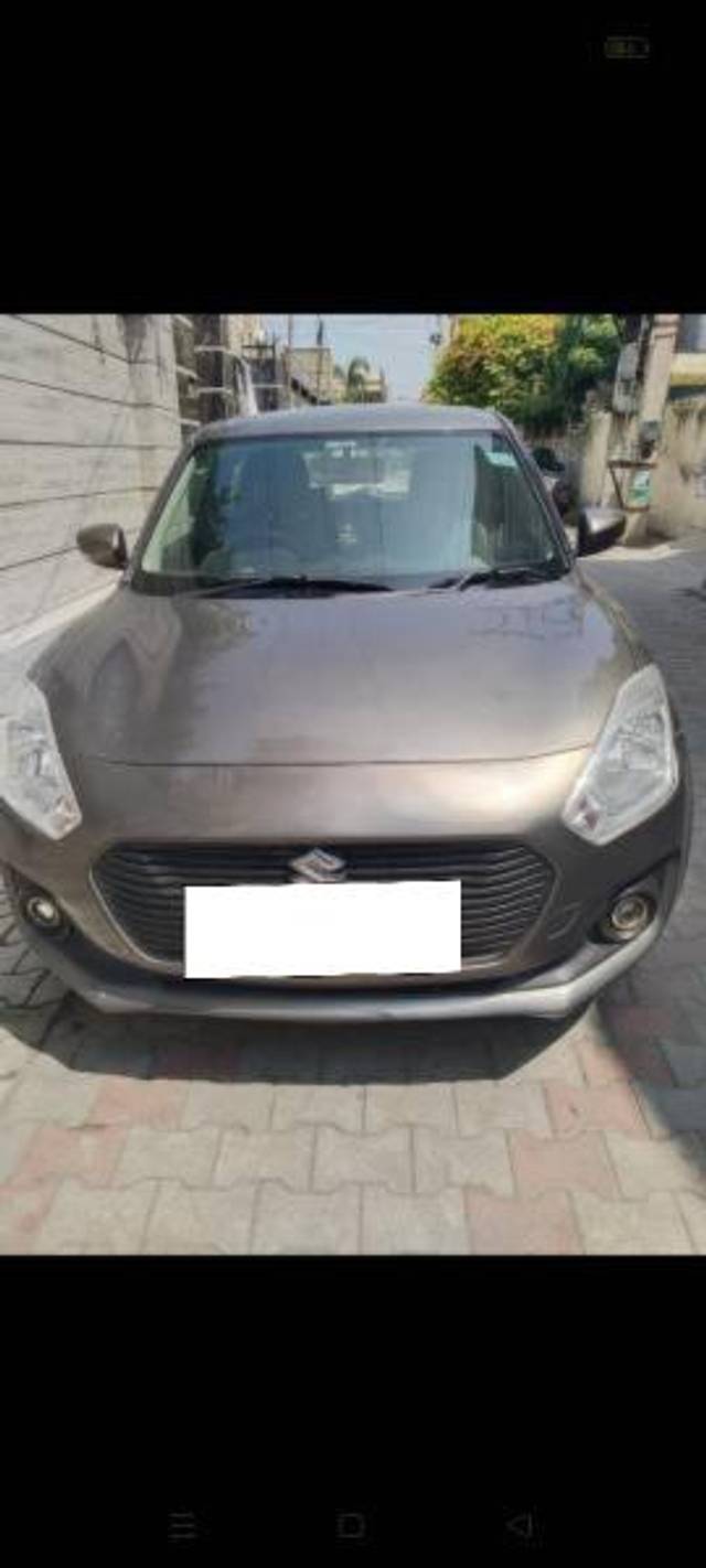 https://images10.gaadi.com/usedcar_image/4099955/original/processed_66f58b20-00f3-416c-9783-2ecf45c8557b.jpg?imwidth=6400