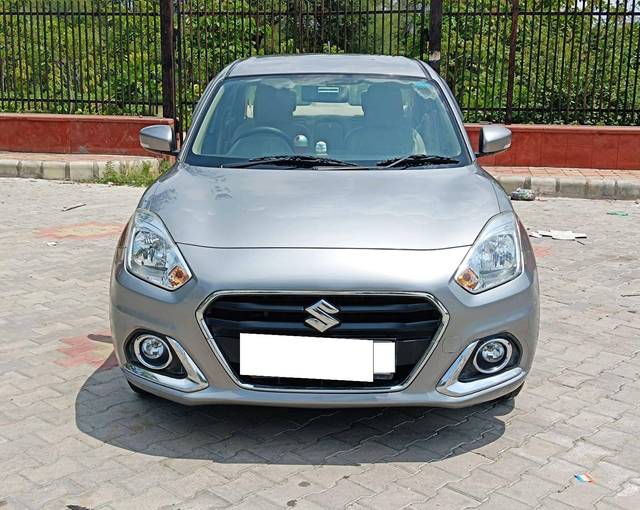 https://images10.gaadi.com/usedcar_image/4099979/original/processed_e63c7f3b31f83c7cbc444ddc236061ff.jpg?imwidth=6402