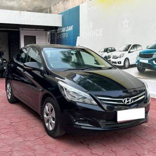 Hyundai Verna 2015-2016 Hyundai Verna 1.6 CRDi S