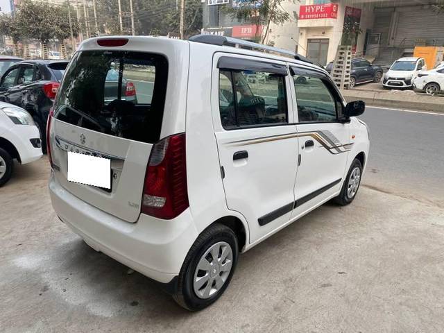 https://images10.gaadi.com/usedcar_image/4100041/original/processed_1c6f0f13-0f27-4a83-a7db-b08d924a5926.jpg?imwidth=6400