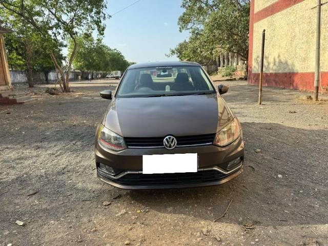 https://images10.gaadi.com/usedcar_image/4100500/original/processed_af97ff37-3971-4083-aaf3-bac2b81ce2ec.jpg?imwidth=6400