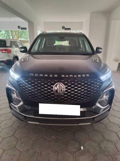 MG Hector Plus Sharp Diesel MT