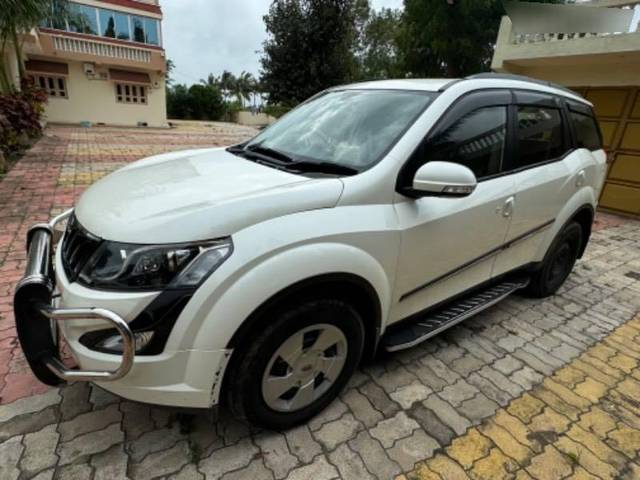 https://images10.gaadi.com/usedcar_image/4100632/original/processed_1b3724f7-a33c-4335-8fb0-9b33ddd928bb.jpeg?imwidth=6400