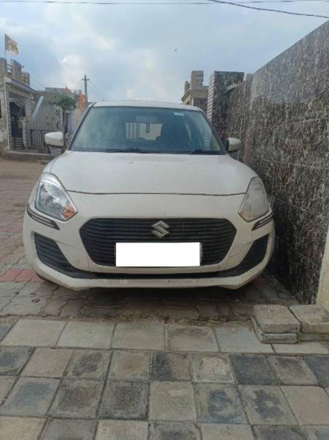 https://images10.gaadi.com/usedcar_image/4100645/original/processed_7ba9dd10-d4bf-45cf-9359-477978593292.jpg?imwidth=6400