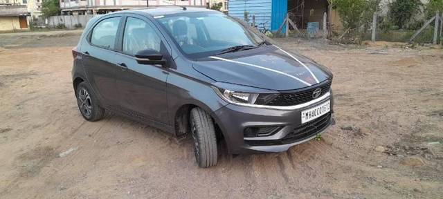 https://images10.gaadi.com/usedcar_image/4100683/original/processed_101e0dc8-c940-4c5a-9dd0-21c7605c6737.jpg?imwidth=6400