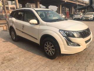 Mahindra XUV500 Mahindra XUV500 AT W10 AWD