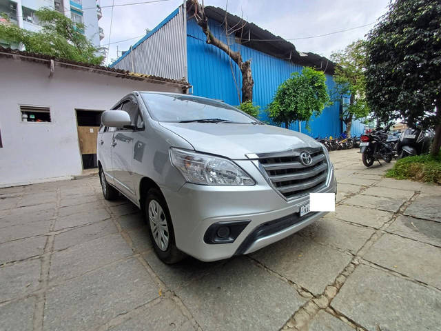 https://images10.gaadi.com/usedcar_image/4100963/original/processed_349086ccbfa0ef9934b158c13b106e22.png?imwidth=6400