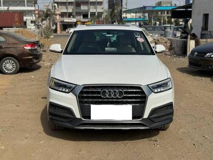 Audi Q3 30 TDI Premium FWD