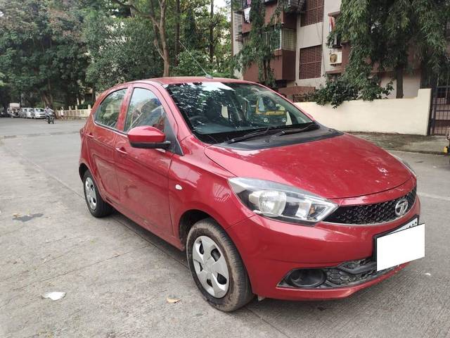 https://images10.gaadi.com/usedcar_image/4101003/original/processed_f8c211abddf3ebd7643f7f142d5d4bb8.jpg?imwidth=6400