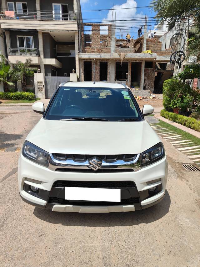 https://images10.gaadi.com/usedcar_image/4101319/original/processed_cd3cd93beddfaffe275330429bffa9b8.jpg?imwidth=6402