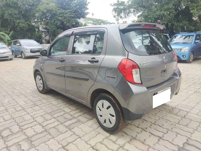 https://images10.gaadi.com/usedcar_image/4101533/original/processed_0fb397cd48148ed988759ad3bbbb806e.jpeg?imwidth=6402