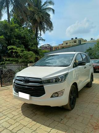 Toyota Innova Crysta 2016-2020 Toyota Innova Crysta 2.4 ZX MT BSIV