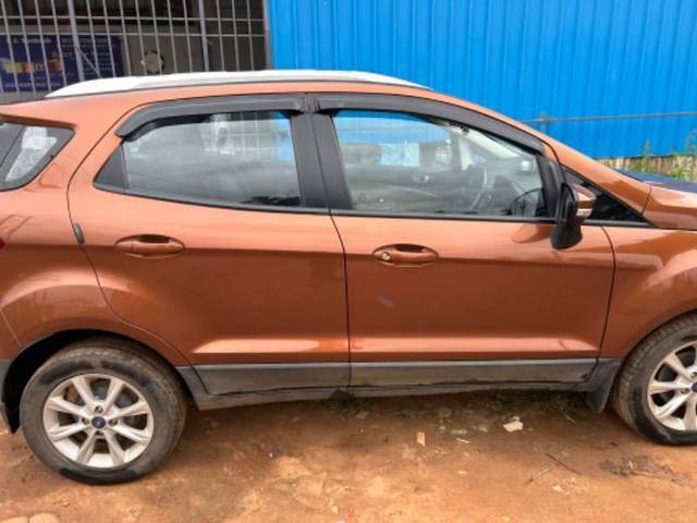 https://images10.gaadi.com/usedcar_image/4101782/original/processed_f8838dbd-bf77-40cf-86e9-720ead310eff.jpeg?imwidth=6401