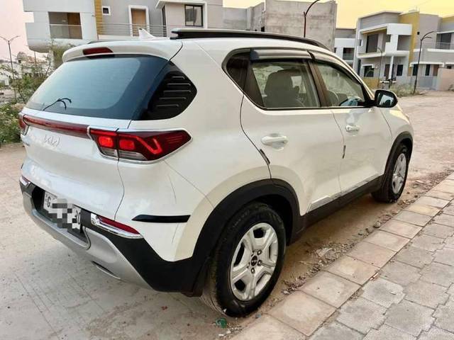 https://images10.gaadi.com/usedcar_image/4101926/original/processed_7539167c-5d5b-4be0-94e6-65db35d07969.jpg?imwidth=6402