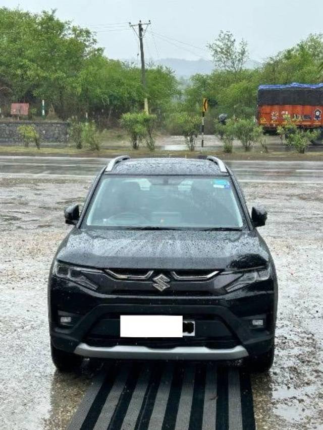 https://images10.gaadi.com/usedcar_image/4102066/original/processed_fffa73ed-30a8-46df-97c0-e035525c4133.jpg?imwidth=6401