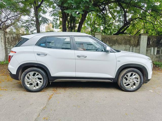 https://images10.gaadi.com/usedcar_image/4102412/original/d7d90373d4f8a3b78350010af39657f5.jpeg?imwidth=6401