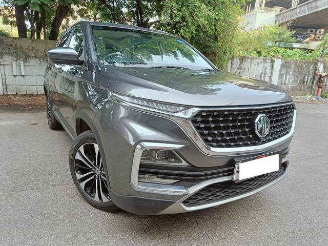 https://images10.gaadi.com/usedcar_image/4102460/original/processed_62f73452c335e7876a4636b52b931983.jpeg?imwidth=6400