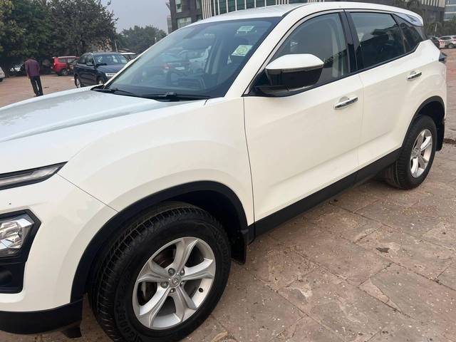 https://images10.gaadi.com/usedcar_image/4102499/original/processed_90fe23e7f9ff647c61393dd22f5a4bae.jpg?imwidth=6400