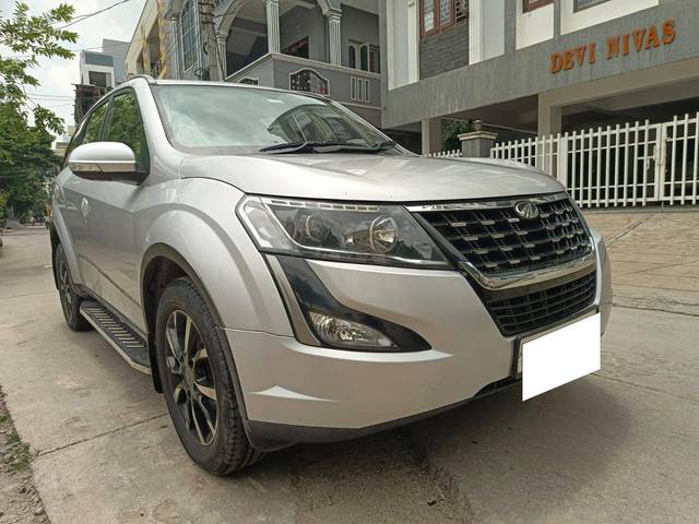 https://images10.gaadi.com/usedcar_image/4102673/original/processed_897c3dfd38ee0e06d4d70f555c51b15b.jpg?imwidth=6400