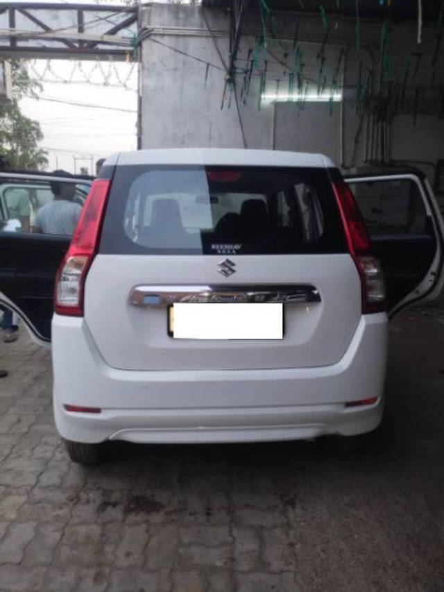 https://images10.gaadi.com/usedcar_image/4102764/original/processed_ac31c9f2-ddd6-4e74-b275-0f90f07690c5.jpg?imwidth=6400