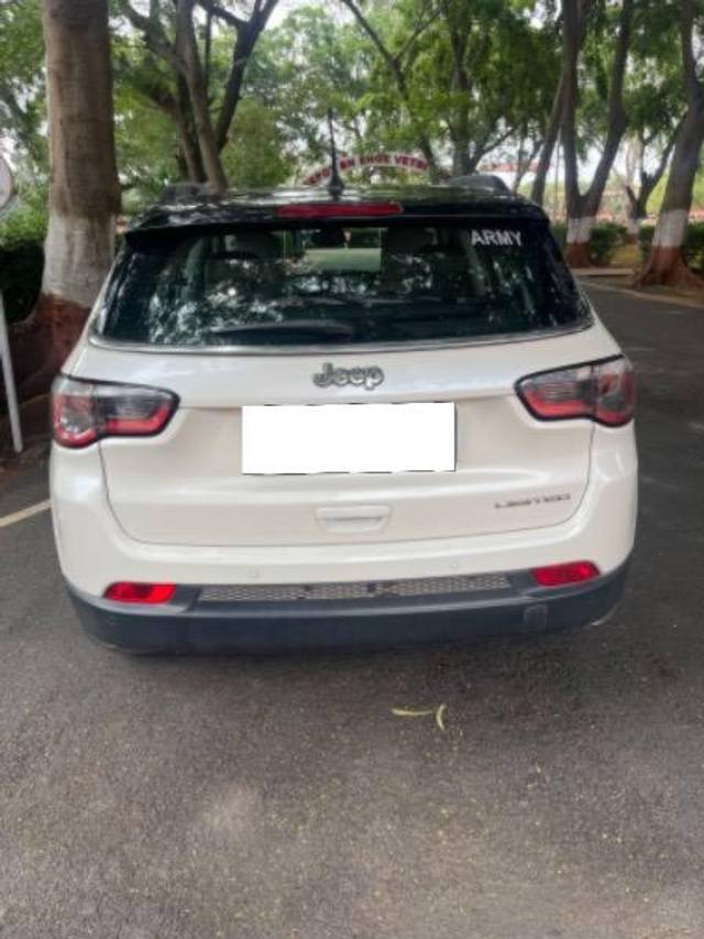 https://images10.gaadi.com/usedcar_image/4102839/original/processed_6b1bdff8-e9e3-487f-987c-008dcc1f7aef.jpg?imwidth=6401