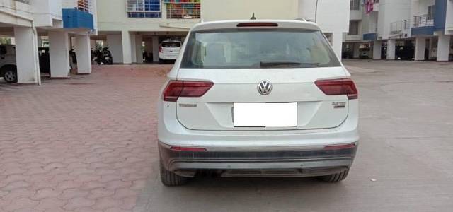 https://images10.gaadi.com/usedcar_image/4102894/original/processed_8e213a17-4256-442d-a8ba-1cfabcabaf5e.jpg?imwidth=6402