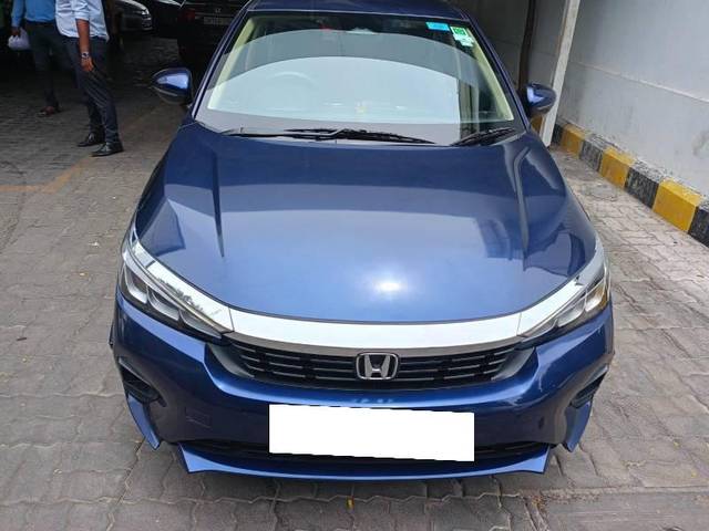 https://images10.gaadi.com/usedcar_image/4102907/original/processed_7593421d-856d-4b41-9071-f85208419102.jpg?imwidth=6400