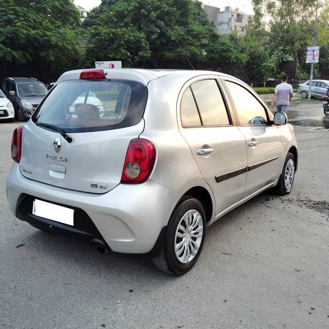 https://images10.gaadi.com/usedcar_image/4102933/original/processed_9a25dc9aceb6f8e36127bcff1430ecd6.jpg?imwidth=6401