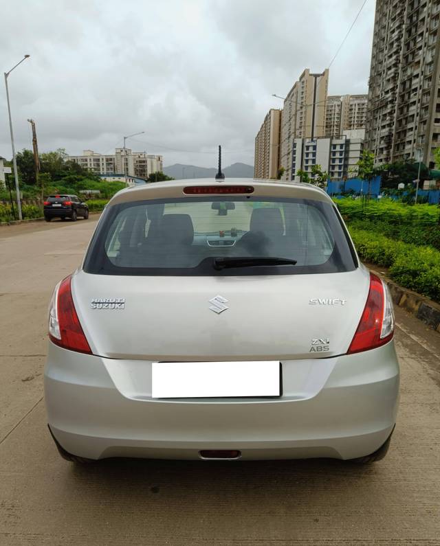 https://images10.gaadi.com/usedcar_image/4102937/original/processed_0e0e0f8e4849e15f0f62a7d1f08823d6.jpg?imwidth=6402