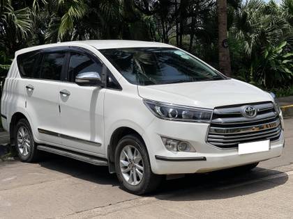 Toyota Innova Crysta 2.8 ZX AT BSIV