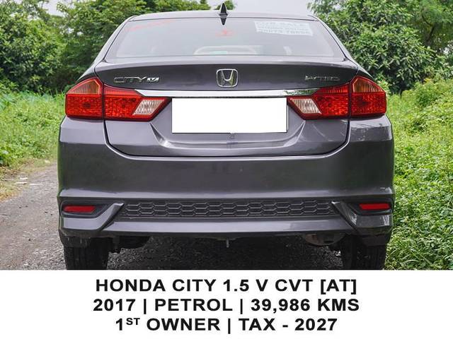 https://images10.gaadi.com/usedcar_image/4103257/original/processed_5d0630e8de33e3579f7d4d5fefd75750.jpg?imwidth=6402